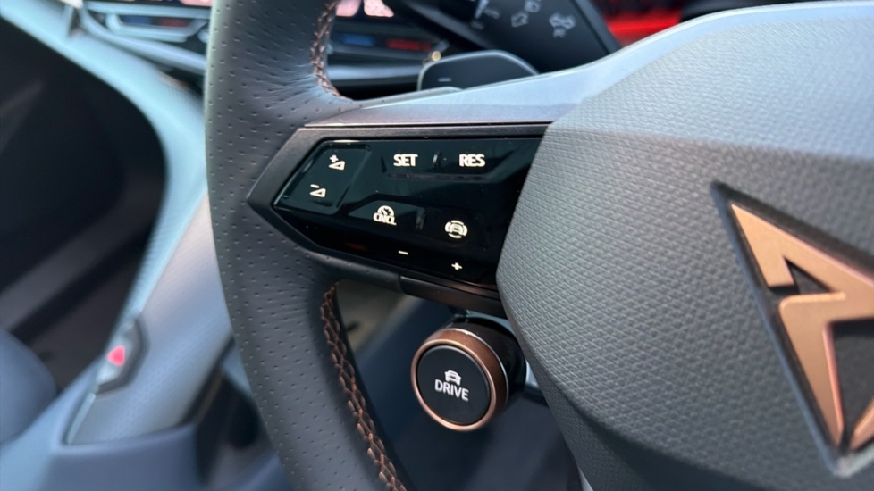 Used Cupra Tavascan 2025 for sale - 76861876: Photo 31