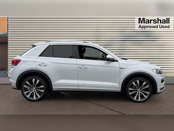 Used Volkswagen T-Roc 2019 for sale - 76652709: Photo