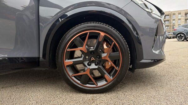 Used Cupra Formentor 2025 for sale - 76233905: Photo 5