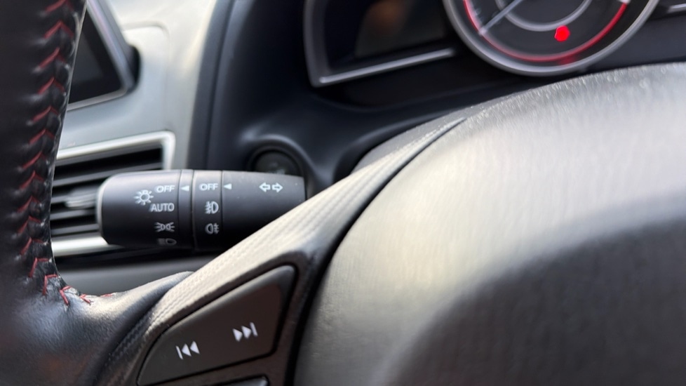 Used Mazda Mazda3 2016 for sale - 76881785: Photo 24