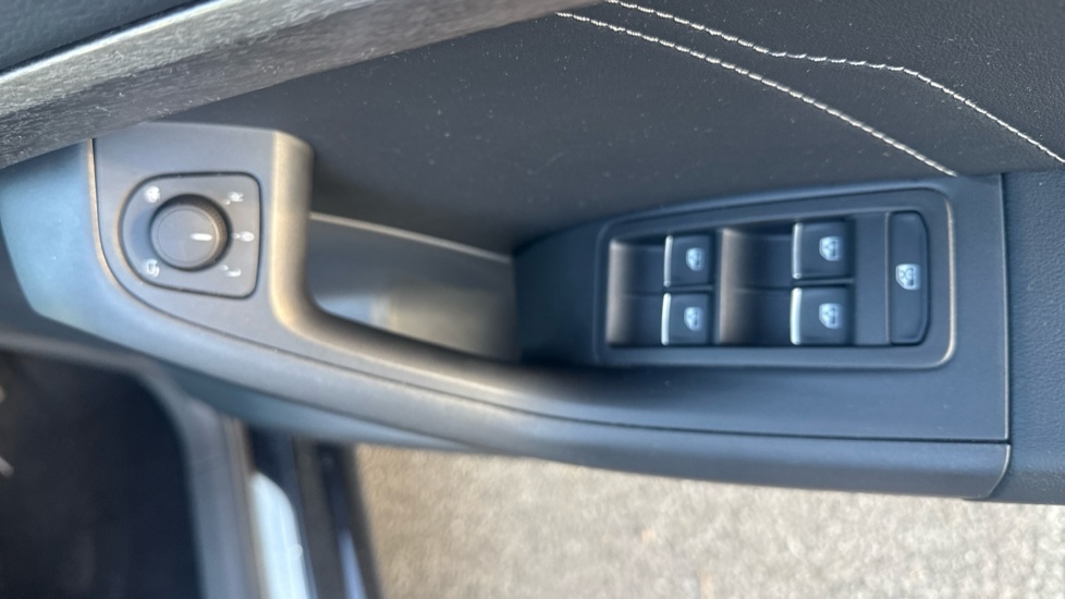 Used SEAT Ateca 2024 for sale - 76130674: Photo 35