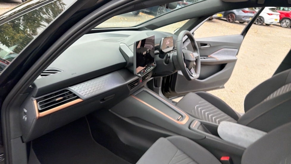 Used Cupra Born 2025 for sale - 76183920: Photo 2