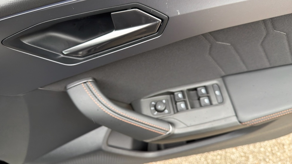 Used Cupra Leon 2025 for sale - 76597890: Photo 36