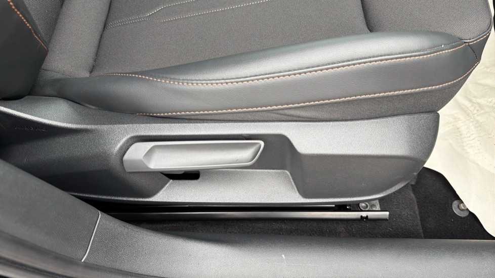 Used Cupra Leon 2025 for sale - 76597890: Photo 39