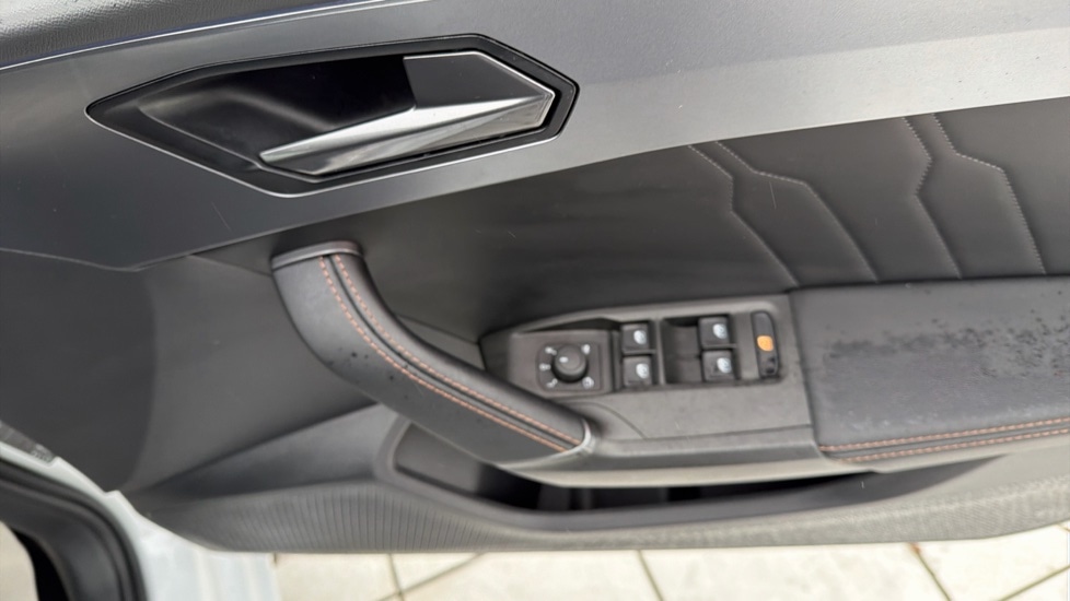 Used Cupra Leon 2024 for sale - 76379480: Photo 36