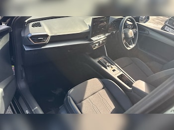 Used Cupra Leon 2025 for sale - 76025337: Photo 2