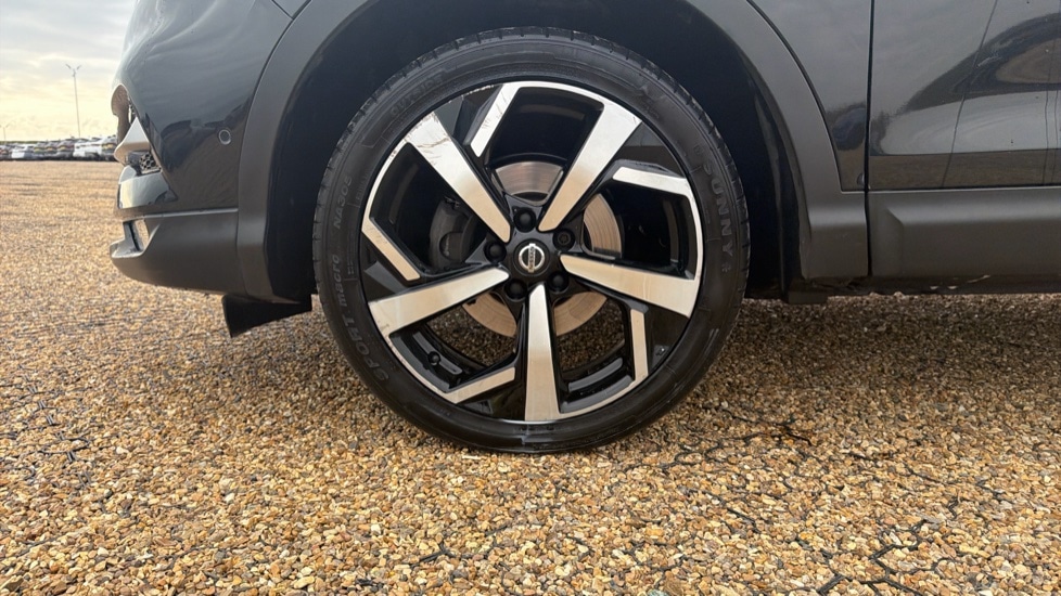 Used Nissan Qashqai 2018 for sale - 76312117: Photo 17