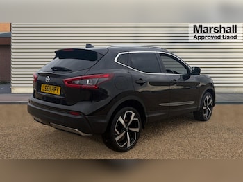 Used Nissan Qashqai 2018 for sale - 76312117: Photo