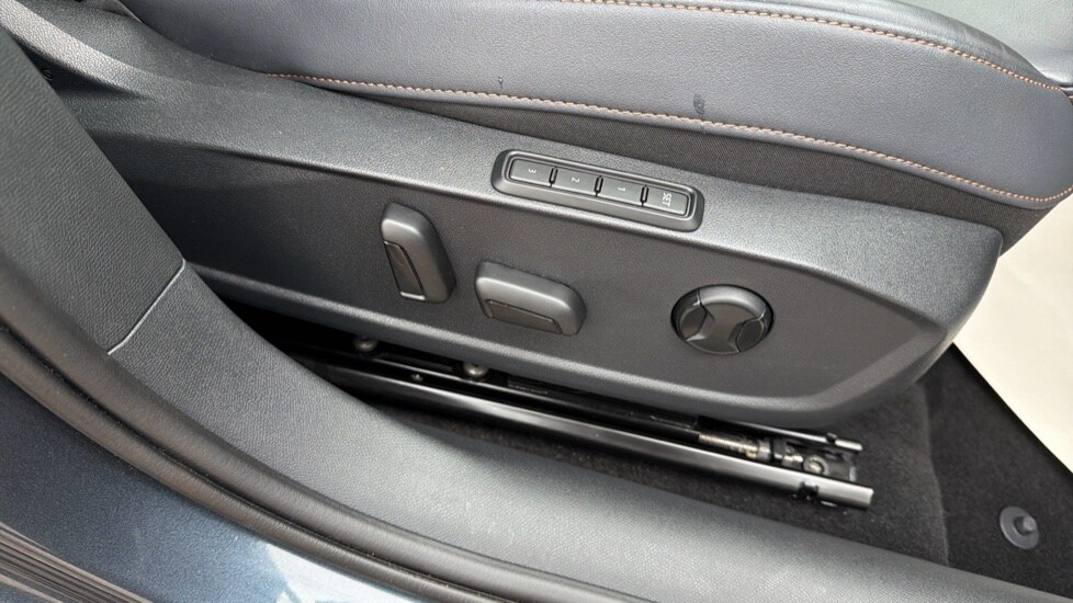 Used Cupra Leon 2025 for sale - 76276431: Photo 38