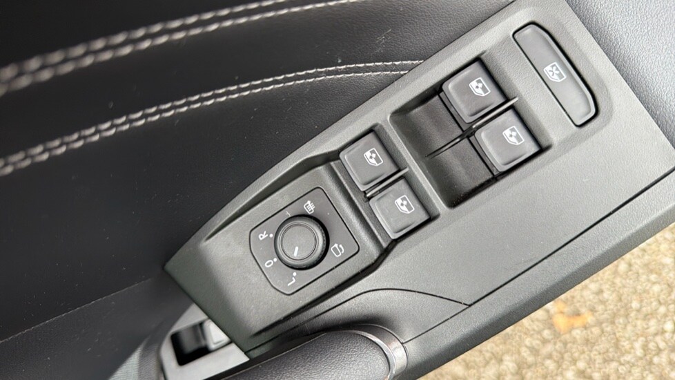 Used Cupra Leon 2025 for sale - 76276431: Photo 55