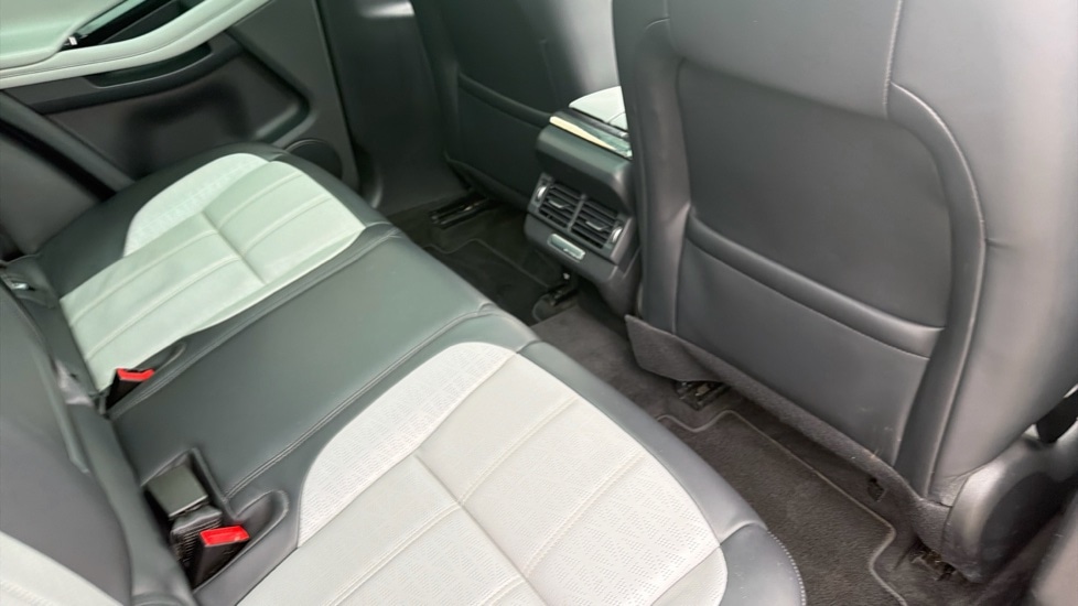 Used Land Rover Range Rover Evoque 2020 for sale - 76937505: Photo 32