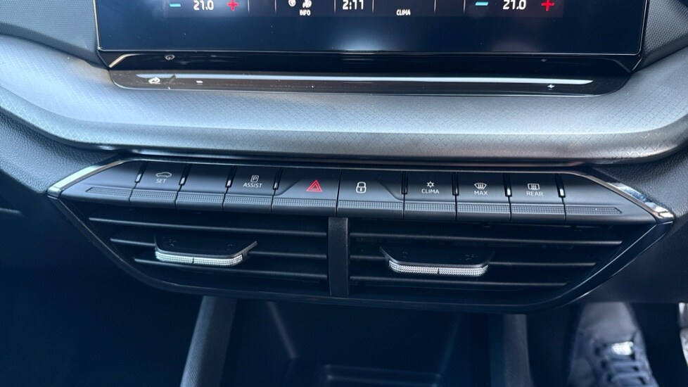 Vehicle 33