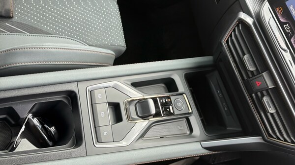 Used Cupra Leon 2025 for sale - 76233955: Photo 33