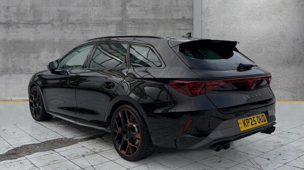 Used Cupra Leon 2025 for sale - 76233955: Photo 3