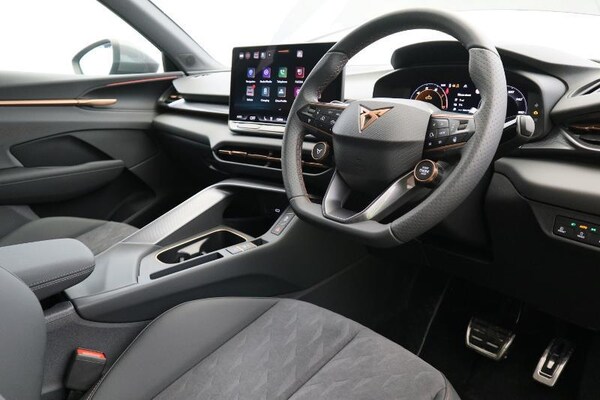 Used Cupra Terramar 2025 for sale - 75684644: Photo 6