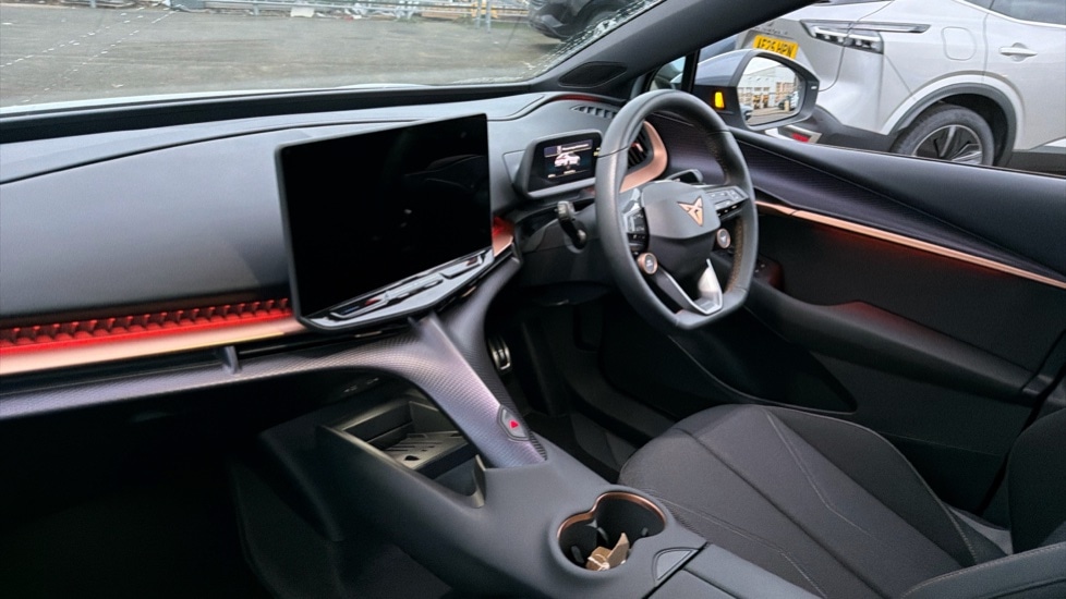 Used Cupra Tavascan 2025 for sale - 76861872: Photo 2