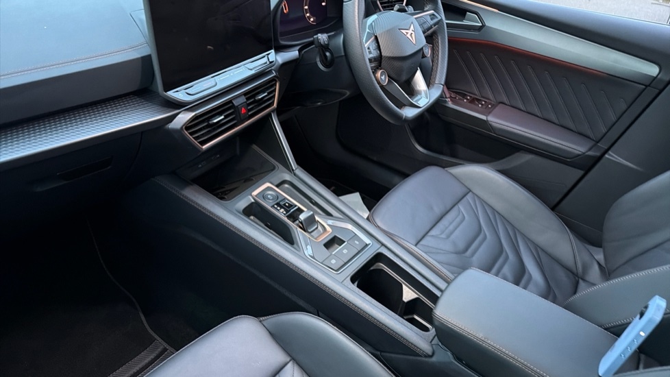 Used Cupra Leon 2025 for sale - 76415133: Photo 2