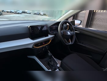 Used SEAT Arona 2024 for sale - 76847184: Photo