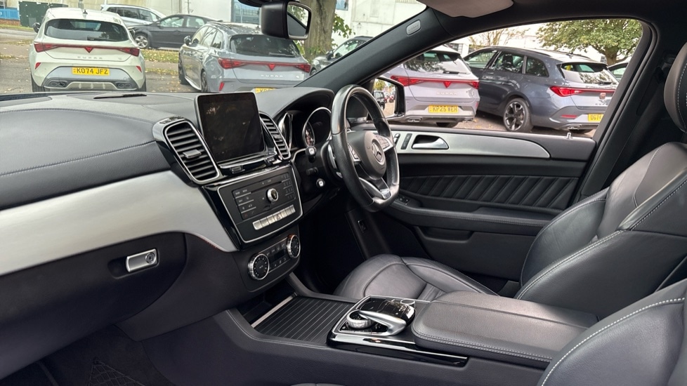 Used Mercedes-Benz GLE-Class 2019 for sale - 76067037: Photo 10