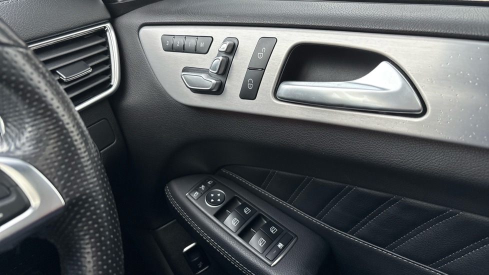 Used Mercedes-Benz GLE-Class 2019 for sale - 76067037: Photo 30