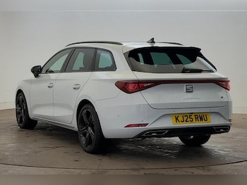 Used SEAT Leon 2025 for sale - 76067021: Photo 3