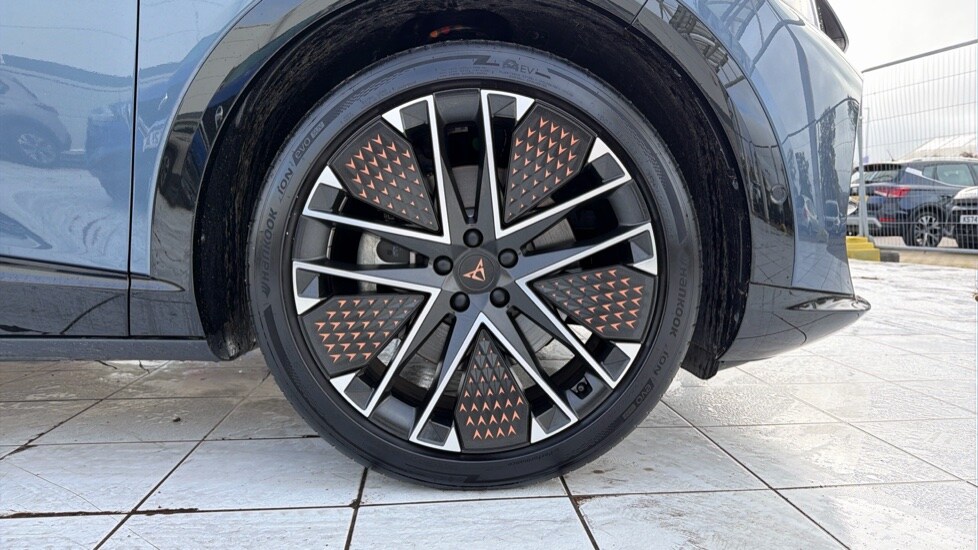 Used Cupra Tavascan 2025 for sale - 76234019: Photo 20