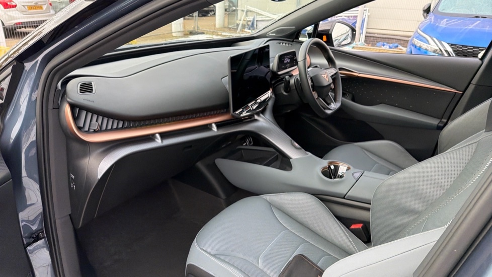 Used Cupra Tavascan 2025 for sale - 76234019: Photo 27