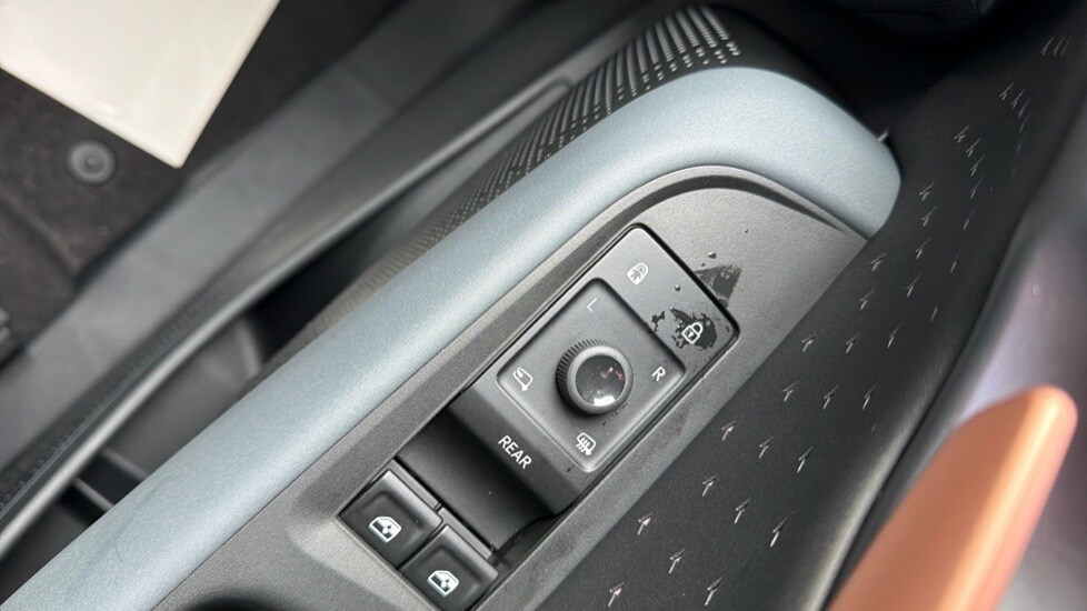 Used Cupra Tavascan 2025 for sale - 76234019: Photo 43