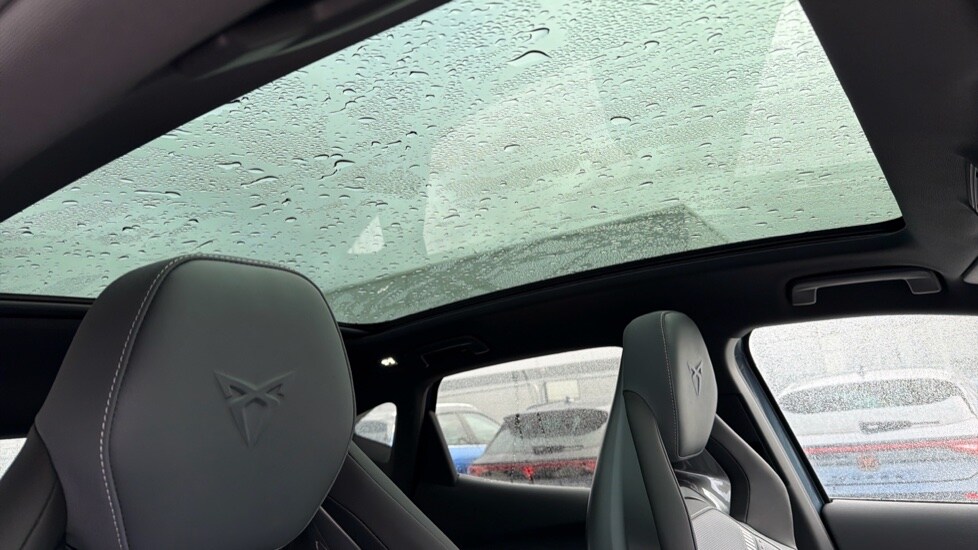 Used Cupra Tavascan 2025 for sale - 76234019: Photo 44