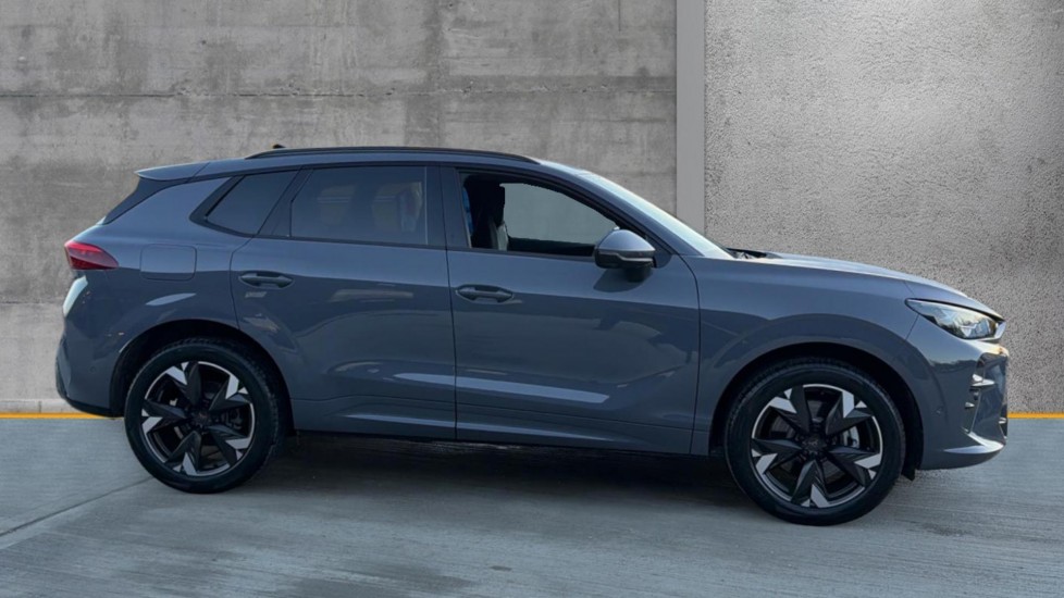 Used Cupra Terramar 2025 for sale - 76861868: Photo 4