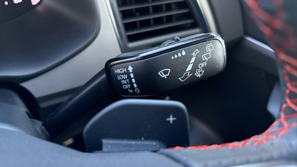 Used SEAT Ateca 2024 for sale - 76615135: Photo 28