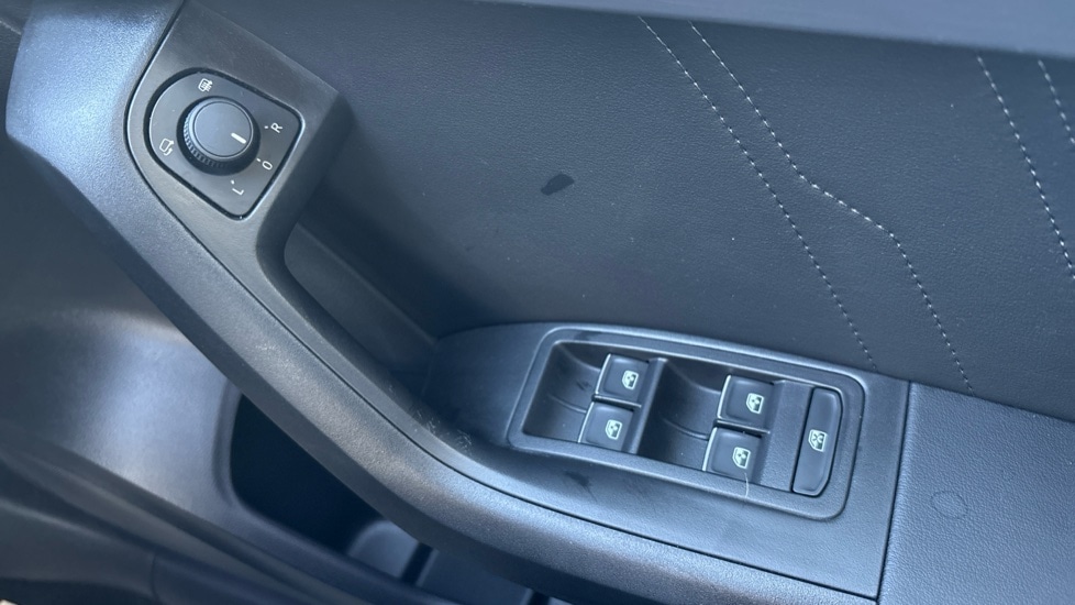 Used SEAT Ateca 2024 for sale - 76615135: Photo 31