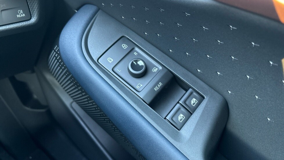 Used Cupra Tavascan 2025 for sale - 76580153: Photo 31