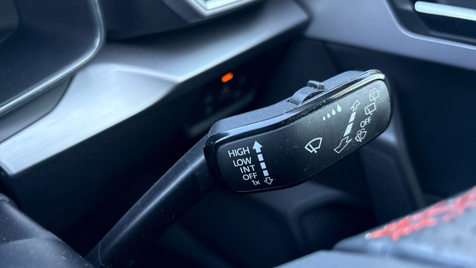 Used SEAT Leon 2023 for sale - 75984894: Photo 30
