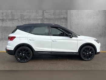 Used SEAT Arona 2025 for sale - 75702540: Photo
