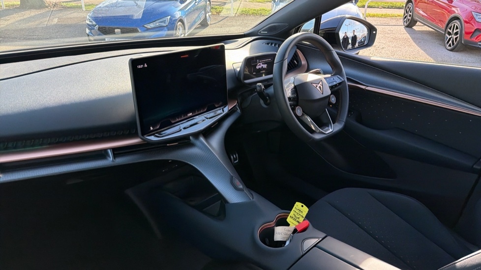 Used Cupra Tavascan 2025 for sale - 76526510: Photo 2