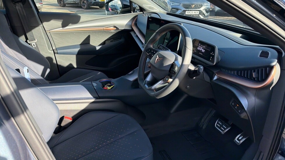 Used Cupra Tavascan 2025 for sale - 76526510: Photo 26