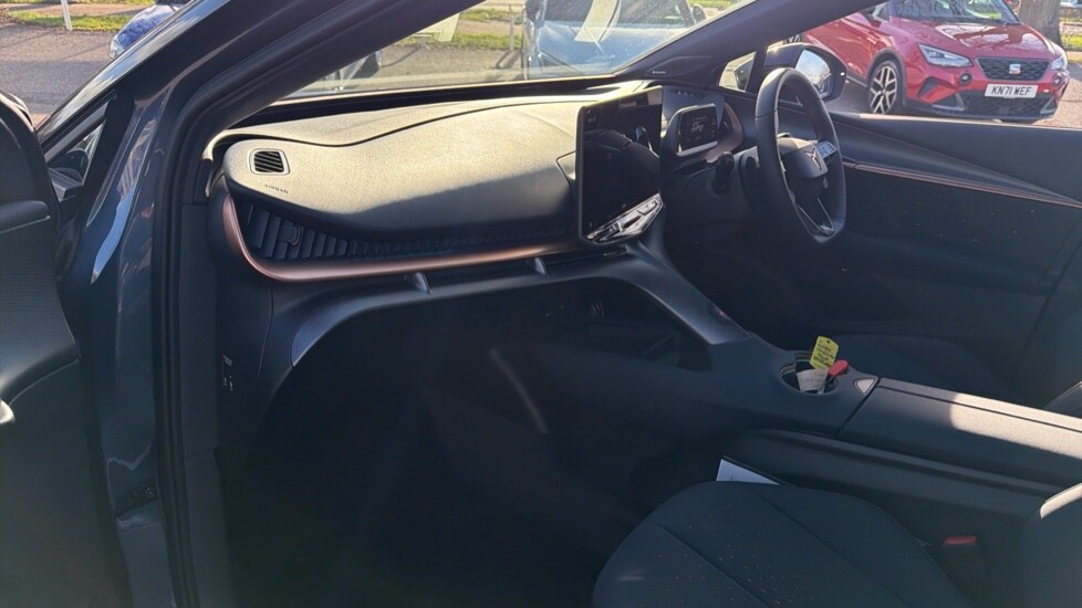 Used Cupra Tavascan 2025 for sale - 76526510: Photo 27