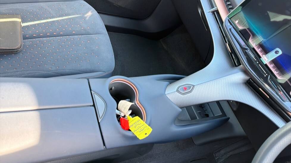 Used Cupra Tavascan 2025 for sale - 76526510: Photo 34