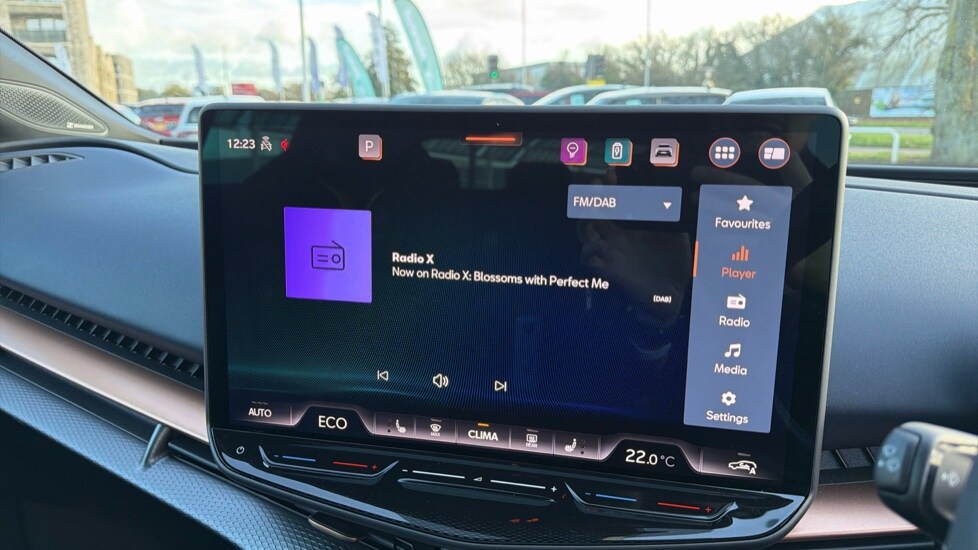 Used Cupra Tavascan 2025 for sale - 76526510: Photo 41