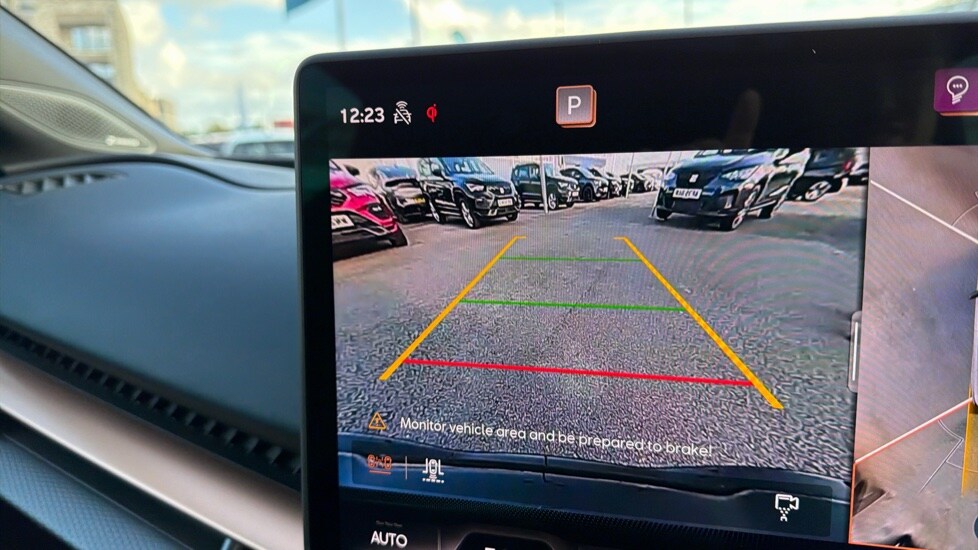 Used Cupra Tavascan 2025 for sale - 76526510: Photo 43