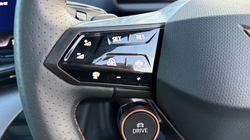 Used Cupra Tavascan 2025 for sale - 76526510: Photo 49