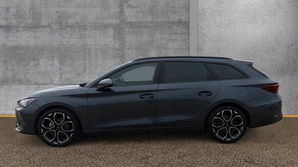 Used Cupra Leon 2025 for sale - 76312434: Photo 9