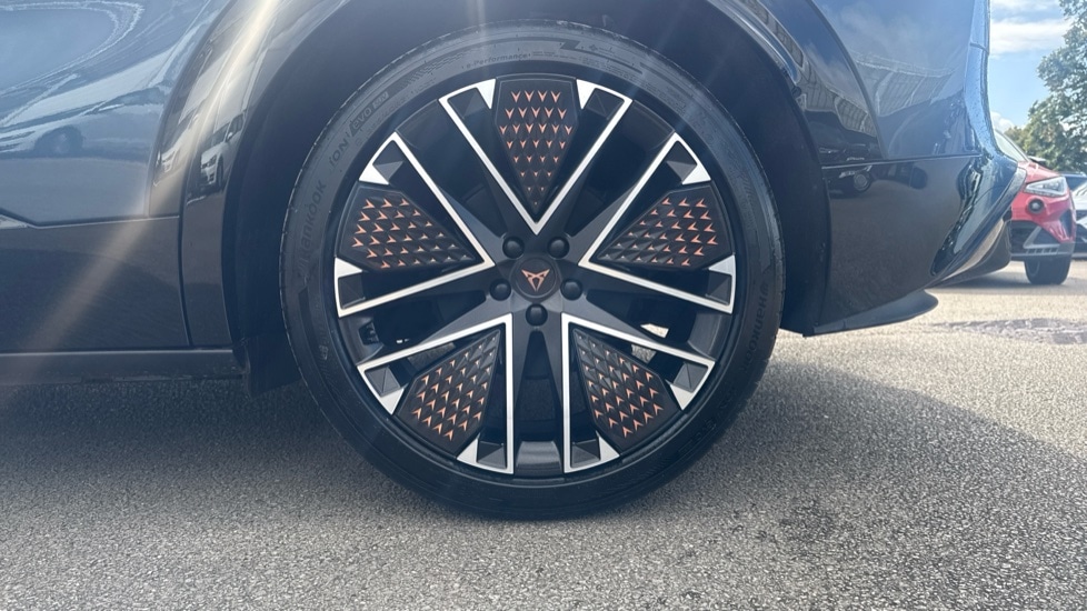 Used Cupra Tavascan 2025 for sale - 75992807: Photo 18