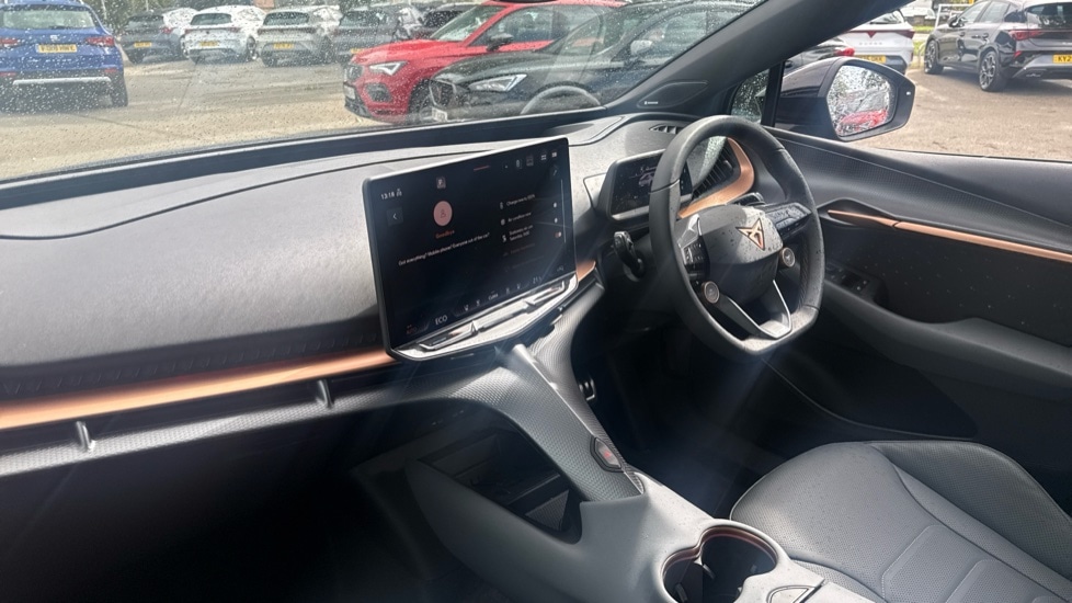 Used Cupra Tavascan 2025 for sale - 75992807: Photo 2