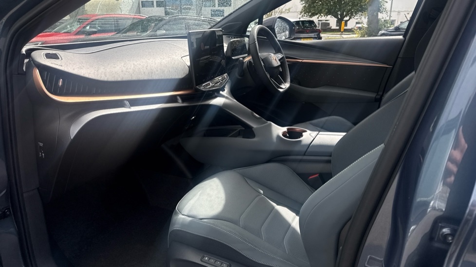 Used Cupra Tavascan 2025 for sale - 75992807: Photo 27