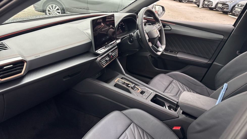 Used Cupra Leon 2025 for sale - 76861778: Photo 2