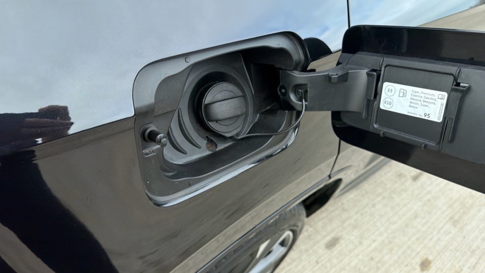 Used Cupra Ateca 2025 for sale - 76861781: Photo 29