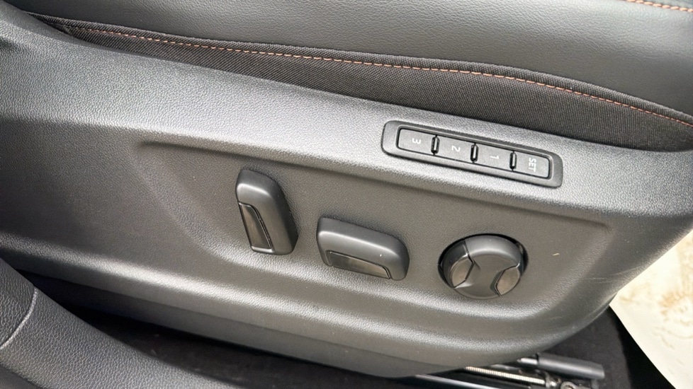 Used Cupra Ateca 2025 for sale - 76861781: Photo 38