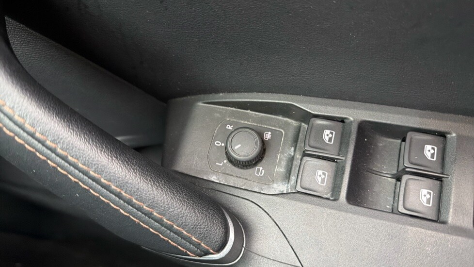 Used Cupra Leon 2024 for sale - 76312401: Photo 51